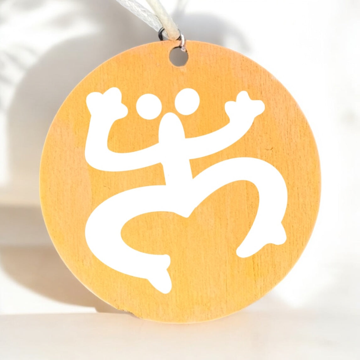 Coqui pendant necklace