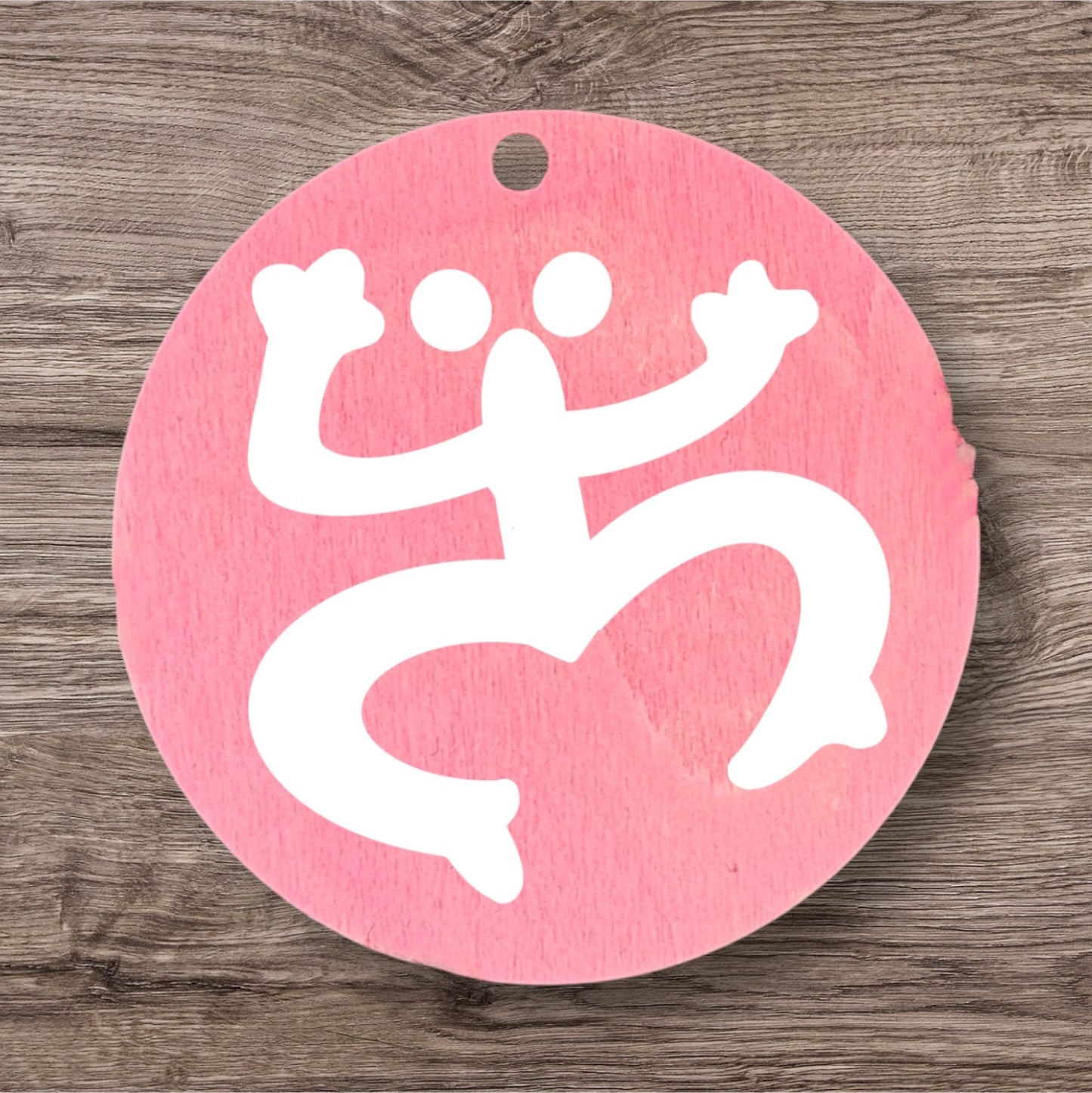 Coqui pendant necklace