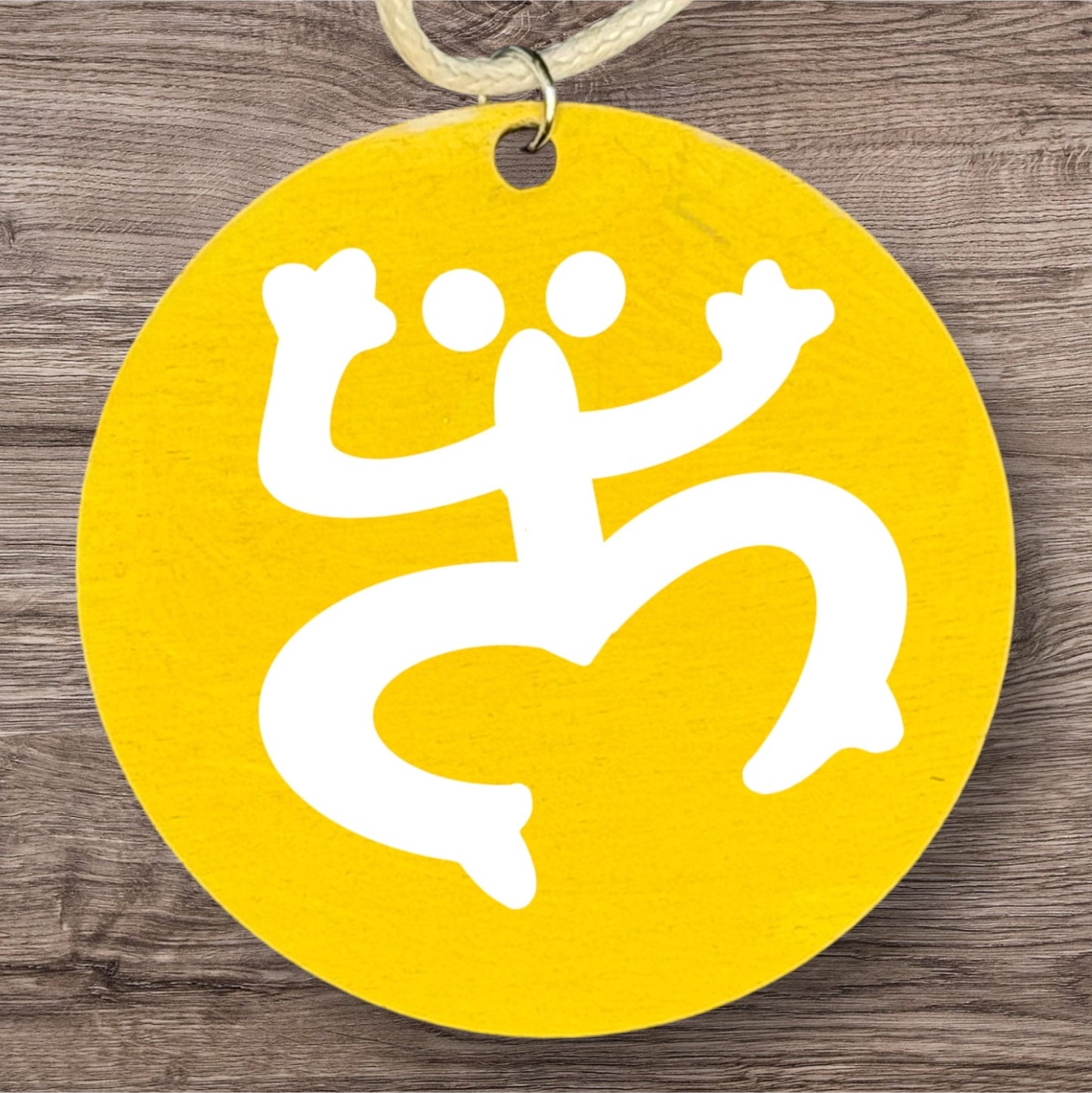 Coqui pendant necklace